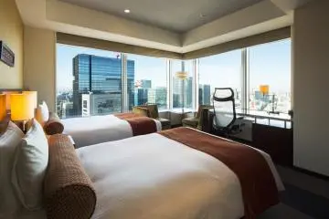 Executive twin room with a corner view