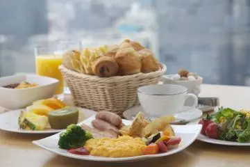 Delicious breakfast at Tenqoo on the 27th floor