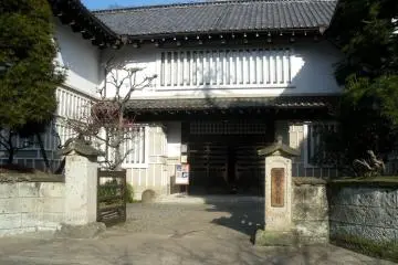 Mingeikan, the Japan Folk Crafts Museum in Meguro (Photo: <a href="https://commons.wikimedia.org/wiki/File:Nihon_mingeikan_meguro_2009.JPG" target="_blank" rel="noreferrer noopener nofollow">Kamemaru2000 / CC BY-SA 3.0</a>)