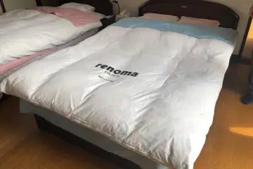 Comfortable sleeping for those not inclined to use futons