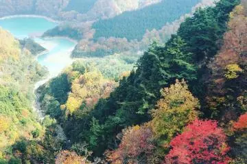 The incredible view of Lake Futai and Lake Daigenta