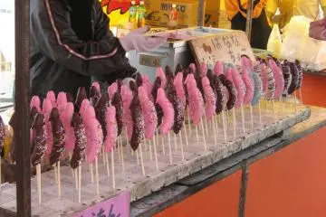 There's even chocolate....bananas...