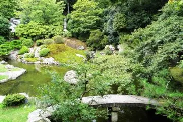 The garden at Shoren-in