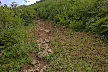 Near the top of Mt Ushigata is quite steep