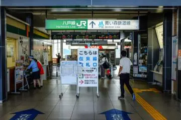 The station is easy to navigate with clear signage and wide walkways