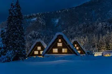 Winter nights at Shirakawago