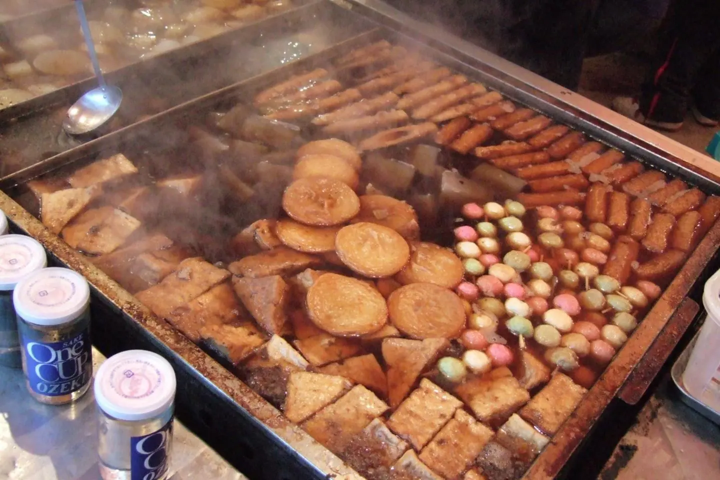 Warming oden is a winter staple (Photo: Midori / CC BY-SA 3.0)