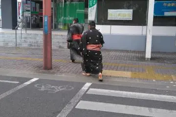 Life going by in Saga 