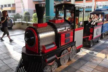 <p>The cute little train ferrying kids around the second level</p>