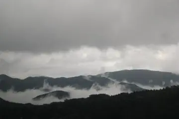 On bad weather Fuji-san can't be seen 