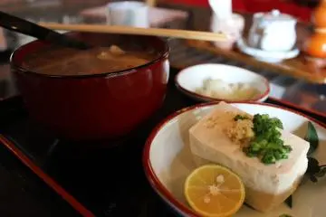 <p>บะหมี่โซบะ</p>