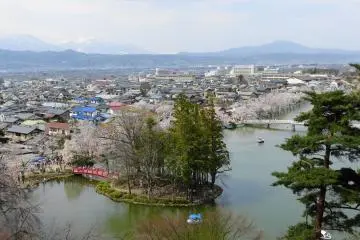 A wonderfully picturesque view awaits!