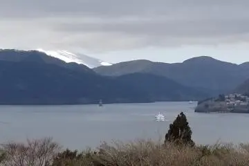 Between Hakone Checkpoint and Cedar Avenue