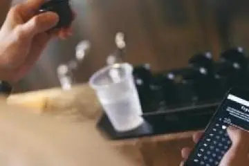 Rate the Japanese sake using a smartphone app 