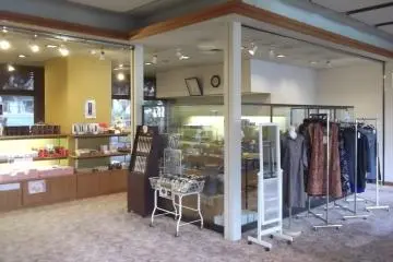 Gallery image