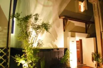 Enjoy French cuisine in a traditional Japanese kura!