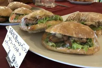 Not your ordinary convenience store sandwich -- bacon and sauerkraut