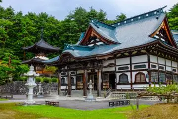 L'un des plus impressionnants temples de Tono