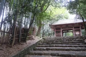 Shoji-ji Temple in Oharano, Muko (Photo: Yuko Kobayashi)