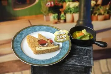 Themed vegetable curry
