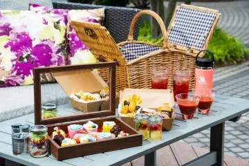 Celebrate summer with a picnic at the Tokyo Marriott (Photo: <a href="https://prtimes.jp/main/html/rd/p/000000727.000006521.html" target="_blank" rel="noreferrer noopener nofollow">PR Times</a>)