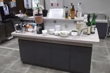 The 'welcome drink' bar!