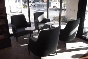 A little lounge in the lobby