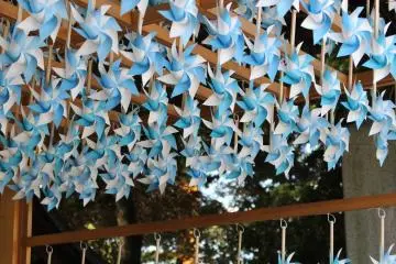 Pinwheels at the stone torii 