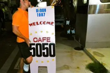 50/50