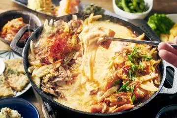 The Cheese Dak-galbi & Bulgogi Course is one of the options available (Photo: <a href="https://prtimes.jp/main/html/rd/p/000000001.000080572.html" target="_blank" rel="noreferrer noopener nofollow">PR Times</a>)
