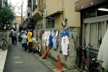 Narrow alley in Shimokitazawa