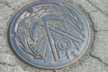 Kama Manhole cover