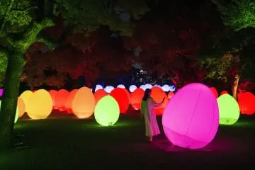Colorful "eggs" and spheres will decorate the grounds (Public Domain)