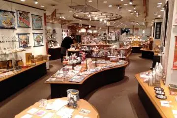Gallery image