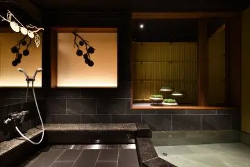 The venue is home to several onsen, which are perfect for relaxing in (Photo: <a href="https://prtimes.jp/main/html/rd/p/000000004.000084115.html?fbclid=IwAR3WxWO5ovbh3k6_ZplOXQM1ymbtG8NYH9Er7UGfLhBF6E2jClH-GZA_uvE" target="_blank" rel="noreferrer noopener nofollow">有限会社 Saika</a>)