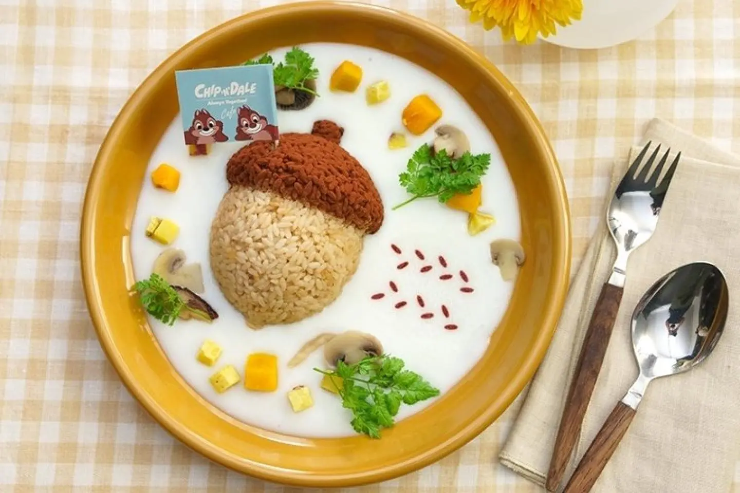 The acorn stew is adorably presented (Public Domain)