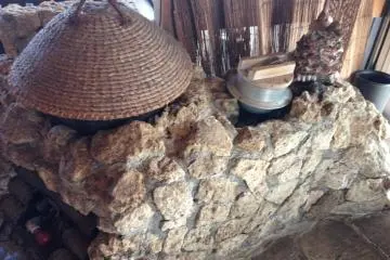 <p>A reproduction of a Ryukyuan hearth</p>