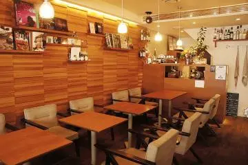 Gallery image