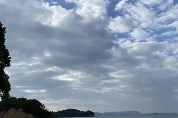 Twice a day the islands connect