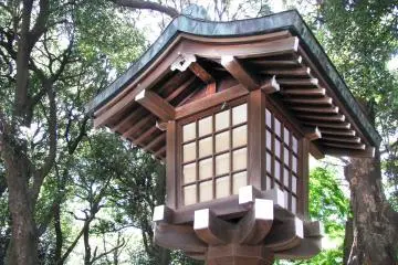 Wooden lantern
