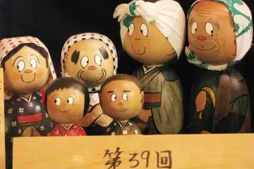 Artistic kokeshi