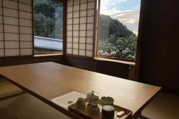 Room, meticulously calculated so the table is the same height as the window pane.