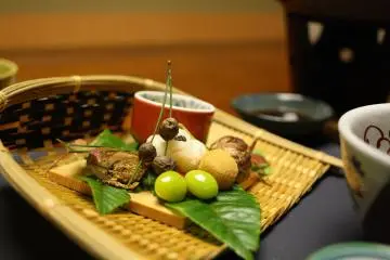 The nakai will be more than happy to explain to you this delicious dish