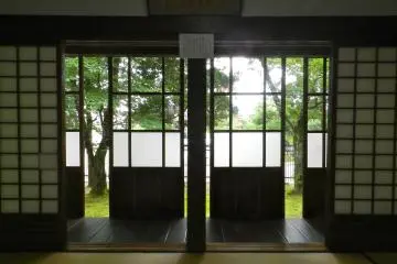 Indoor outdoor flow.
