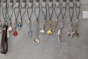 A selection of accessories for pearls. Pearl Miki offers many more.