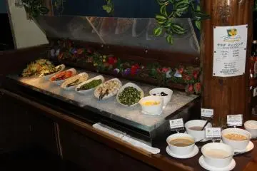 <p>Bovino's salad bar</p>