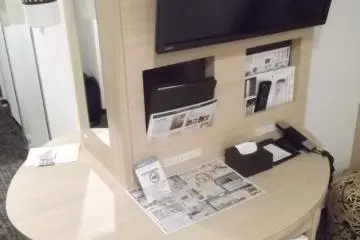 Gallery image