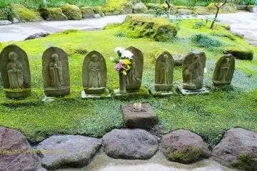 Buddhist statuary