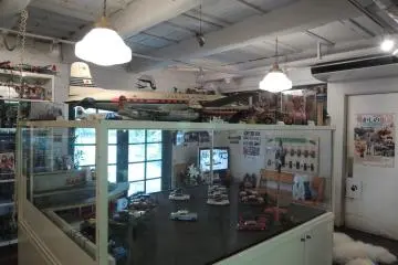 Gallery image