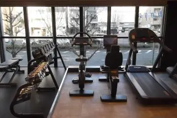Work out with a view of the street